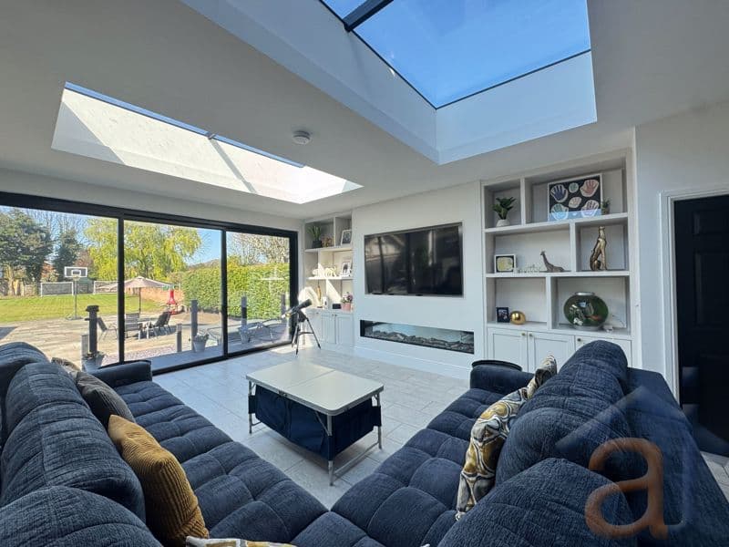 Golf Open 2026 – Brighton Road, Birkdale β Accommodates 10 guests with 5 bedrooms, each featuring a private ensuite