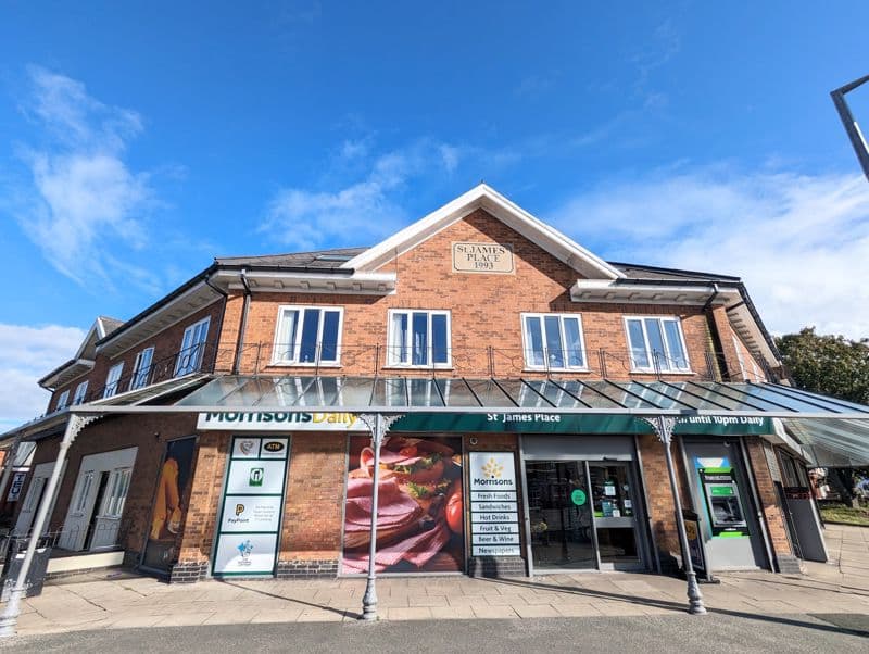 To Let – St. James Place, Southport – Two Bedroom Duplex Apt