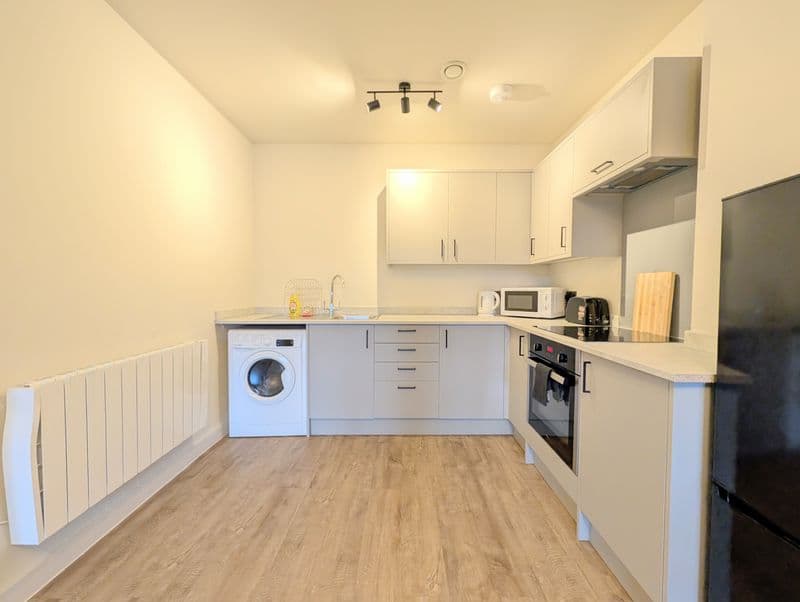 To Let – Renaissance House, Coronation Walk, Southport – One Bedroom Fully Furnished Apt