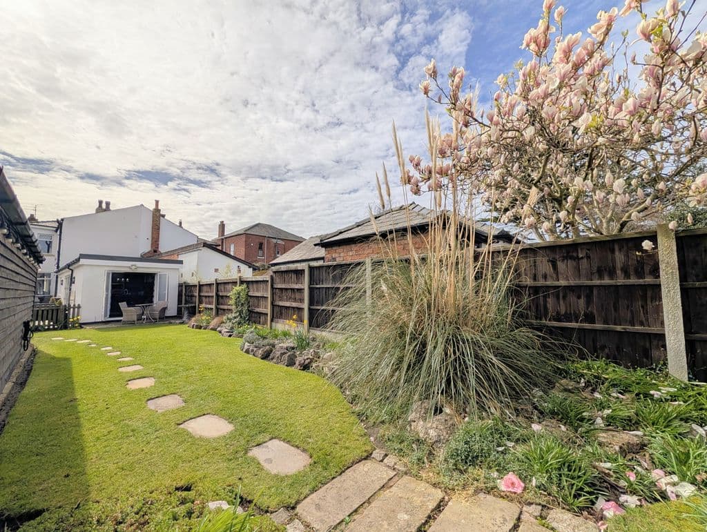 Golf Open 2026 – Crosby Road, Southport – Sleeps Two