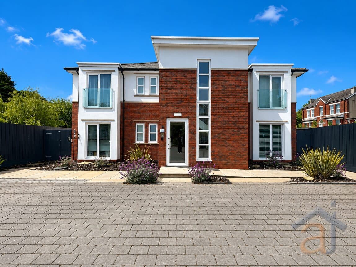 Liverpool Road, Birkdale, Southport, PR8 4AU