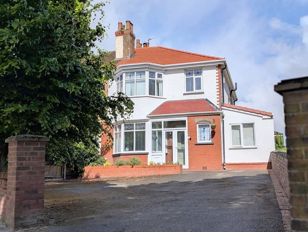 Golf Open 2026 – Lynton Drive, Hillside – Sleeps Seven – Central Location