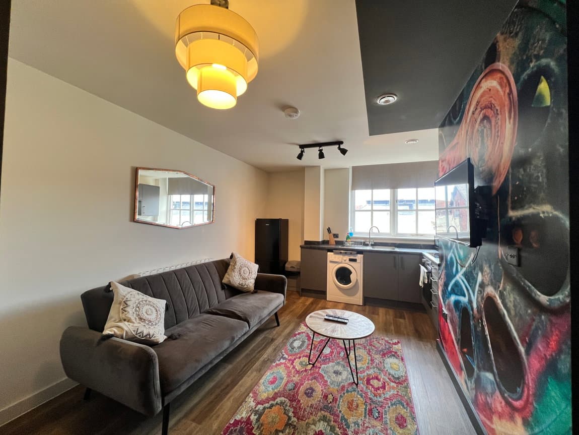TO LET – Coronation Walk, Southport Town Centre – One Bedroom Apartment