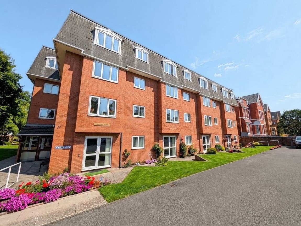 Cambridge Court, Southport, Merseyside, PR9 (Retirement Apartment)