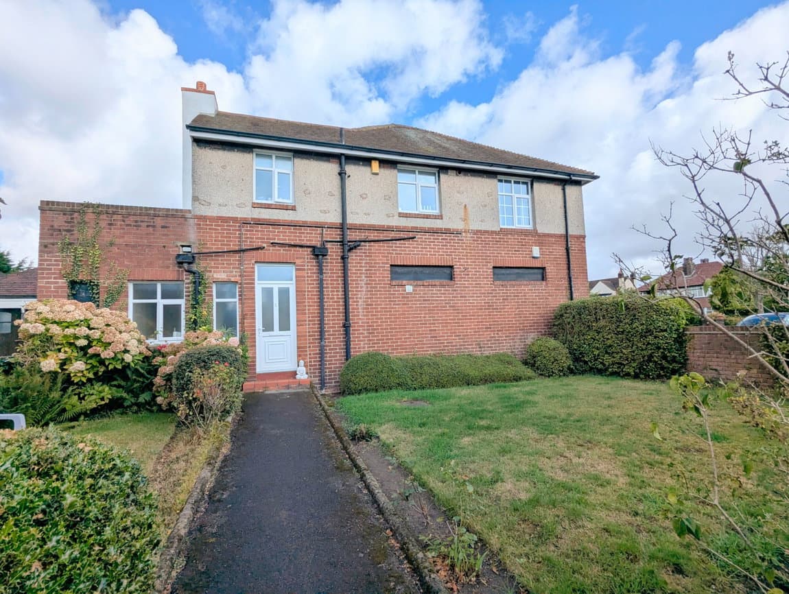 To Let – Rookery Road, Churchtown – Two Bedroom Garden Flat
