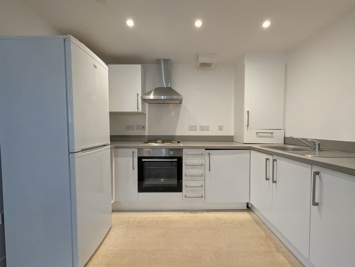 To Let – The Courtyard, Lord Street, Southport – One Bedroom Studio Apartment